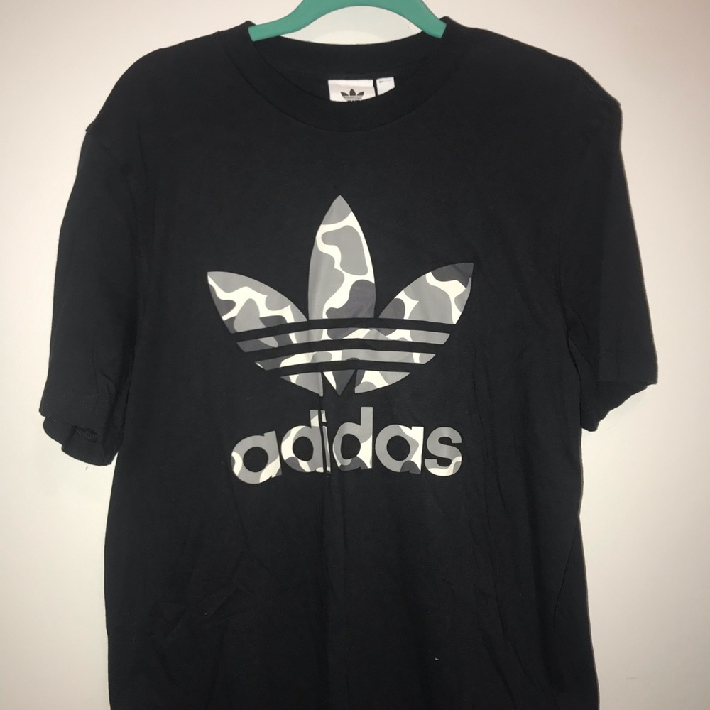 Adidas camp detail T-shirt